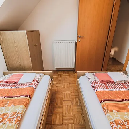 Picturesque Mountain Vista Residences - Two Bedroom Апартаменты *